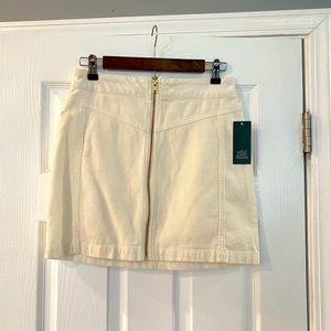 Cream colored skirt